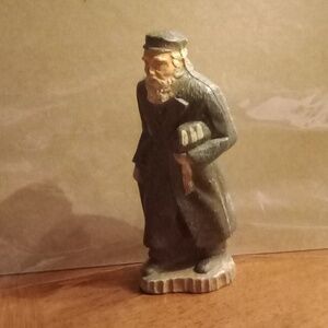 Syroco Elderly Rabbi 1940's